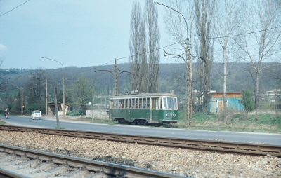 {short description of image}